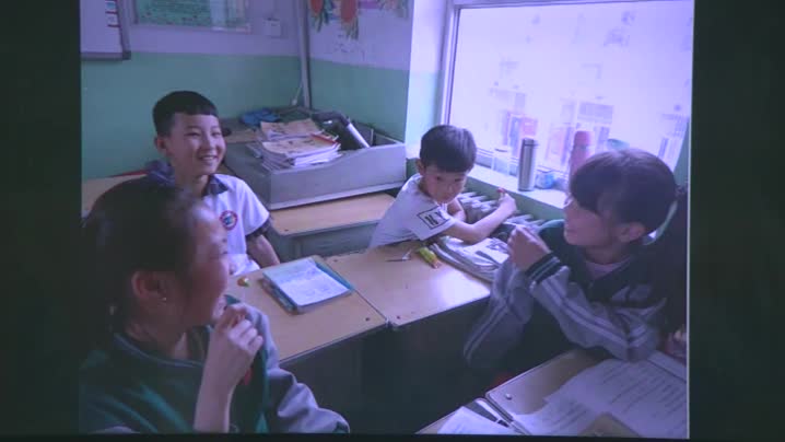 16a9d1fe97ed4c339a1611f2b1106a9b-a6《同学相伴》第1课时视频588eb18110256e471c1ebe5abe0b70-ld